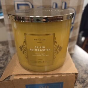 White Barn Salted Butterscotch Candle - Yellow